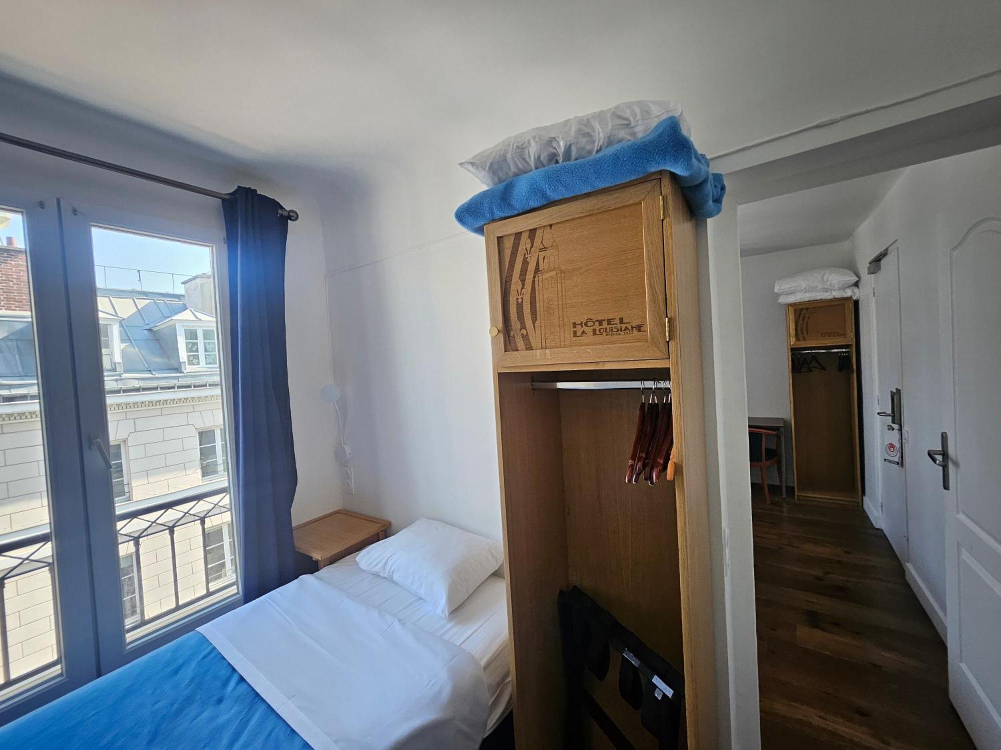 Hotel La Louisiane Paris Exteriör bild